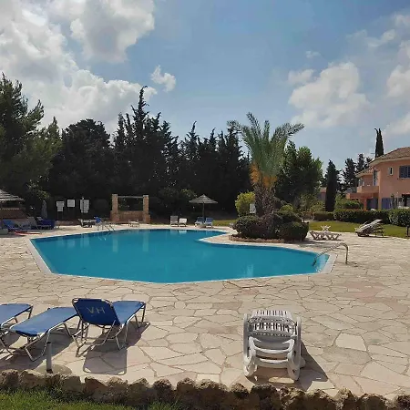 Limnaria Villas - Large Modern And Comfy 2 Bed *